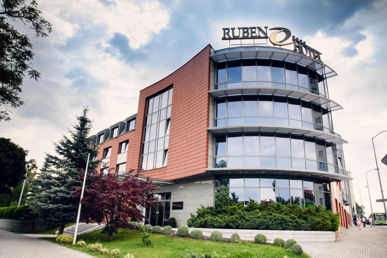 Ruben Hotel Zielona Gora ภายนอก รูปภาพ