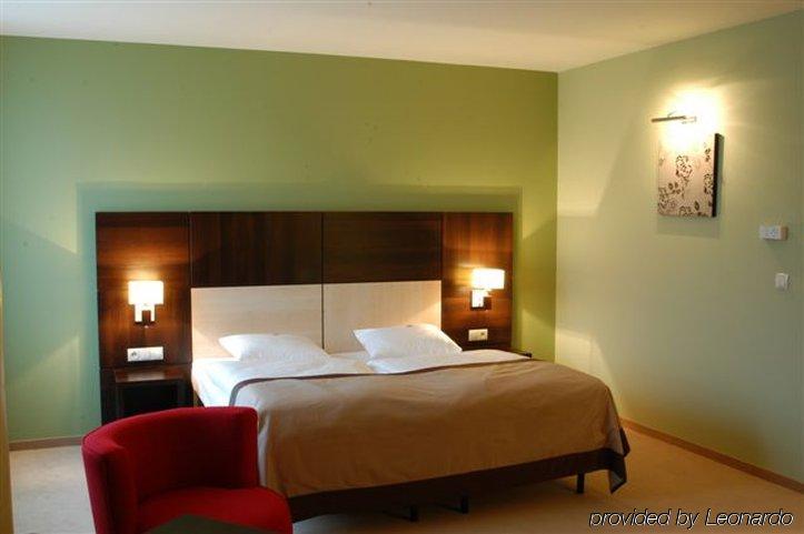 Ruben Hotel Zielona Gora ห้อง รูปภาพ